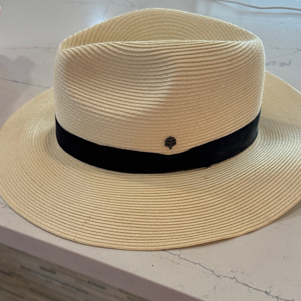 Coolibar Cream Straw Fedora with Black Band